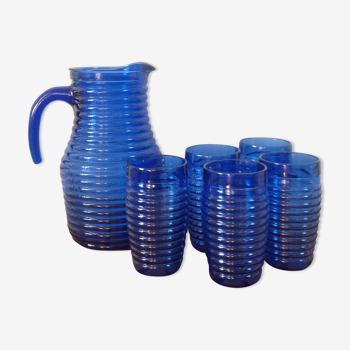 Service 1 pitcher or decanter and 5 midnight blue glasses