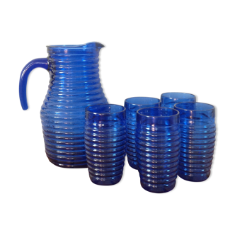 Service 1 pitcher or decanter and 5 midnight blue glasses
