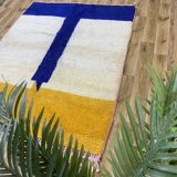 Handmade traditional Beni Ourain rug, size 140 x 260 cm.