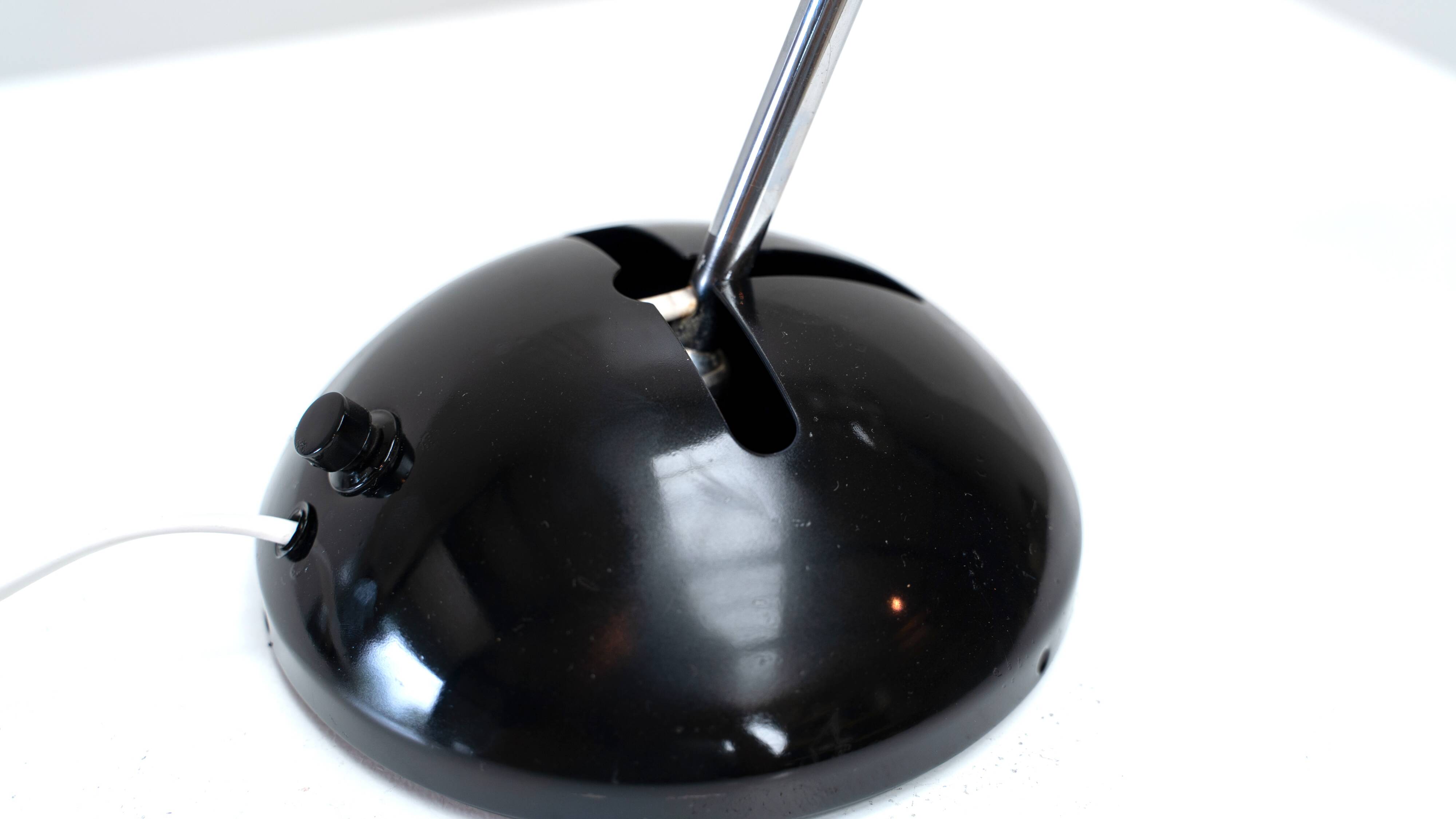 Italian table lamp T395 by Robert Sonneman