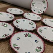 Lot 9 old plates in gien earthenware model "lorraine"