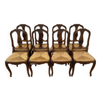 8 chaises style Louis XV en chêne