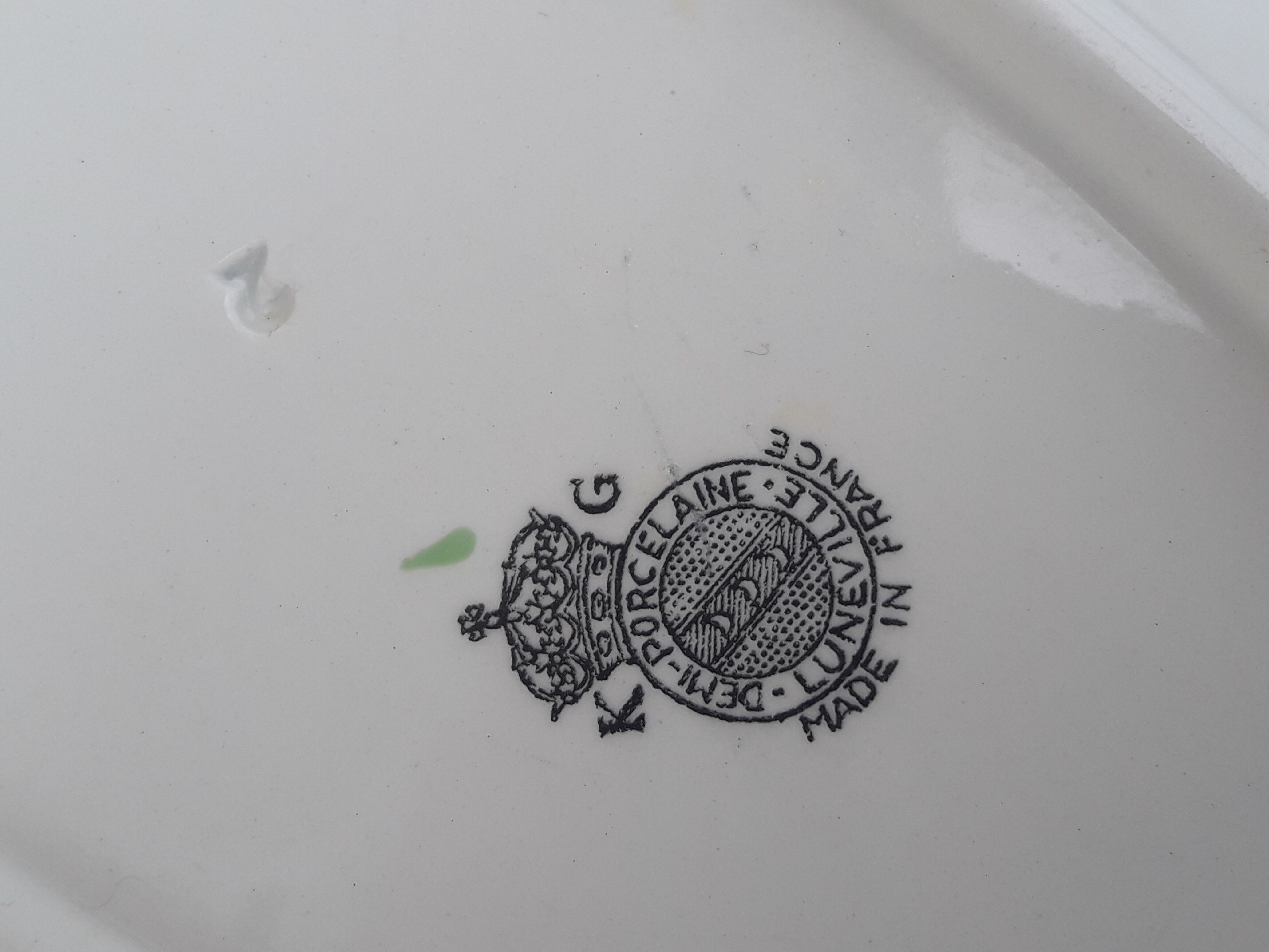 Lunéville earthenware ravine KG pattern pink flowers L 27 cm