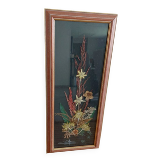 Dried flowers frame