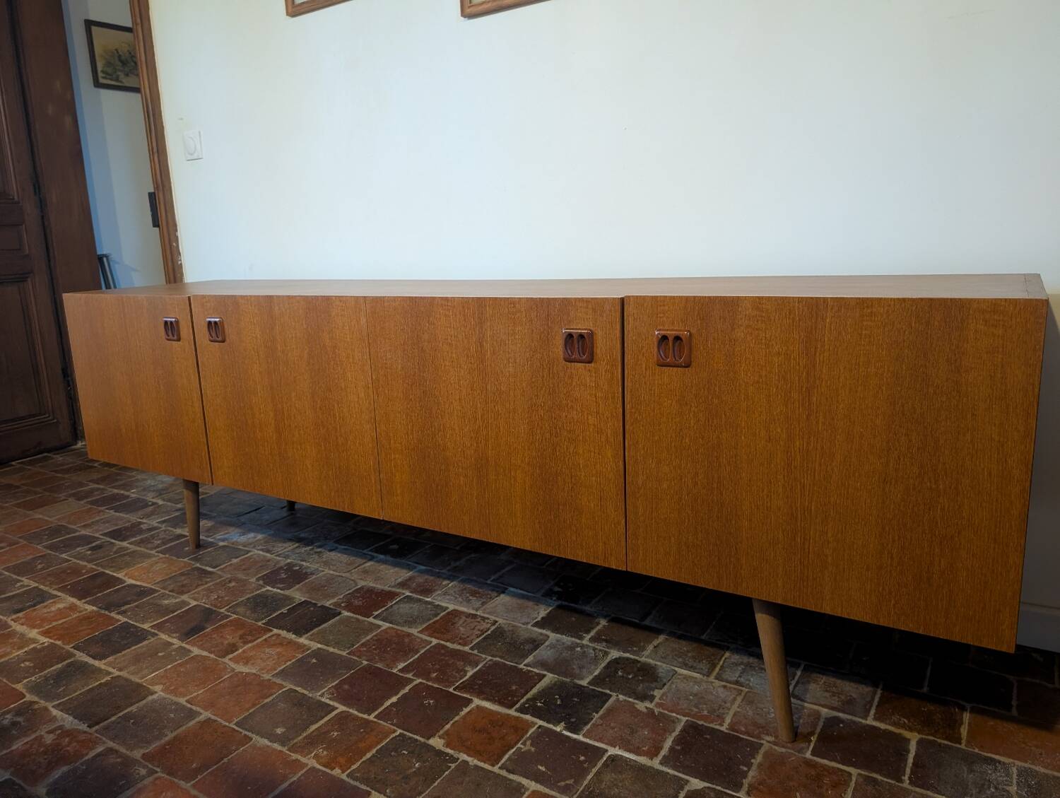 Scandinavian enfilade