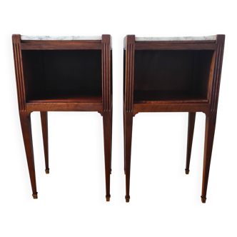 Ancienne paire de tables de chevet style directoire