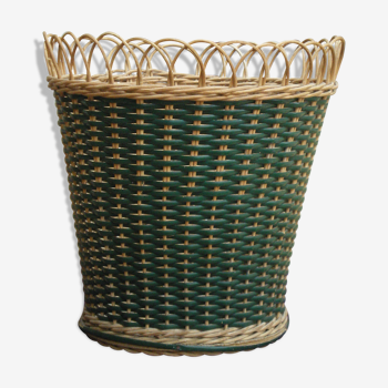 Wicker paper basket