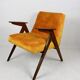 Fauteuil caméléon en or jaune attribué à jozef chierowski, 1970