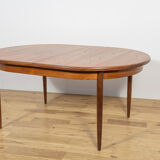 Mid-century teak modern oval dining table from G-Plan, United Kingdom, 1960s