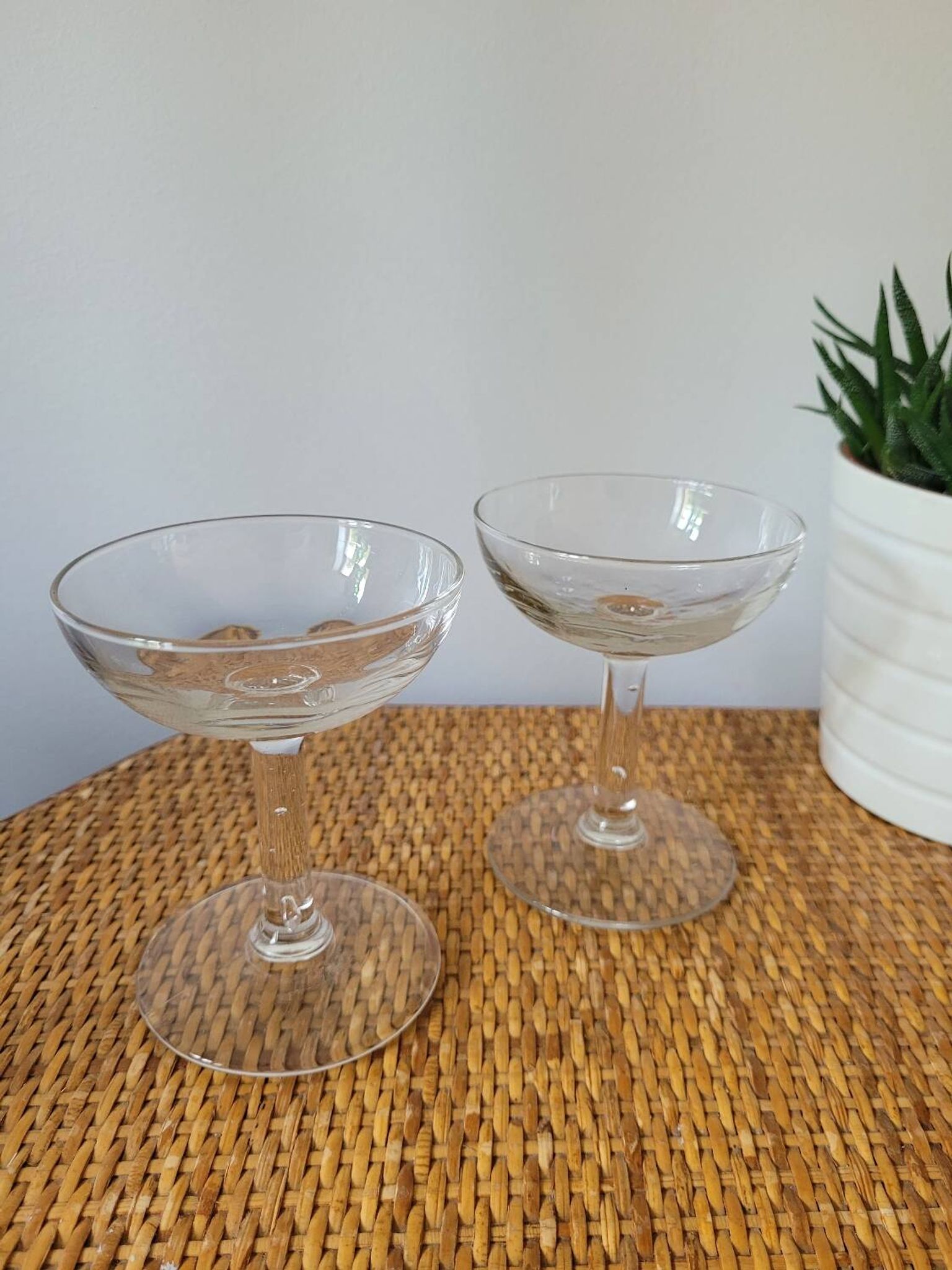 Set of 2 flat champagne glasses