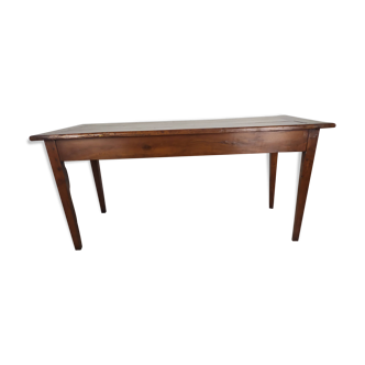 Farm table