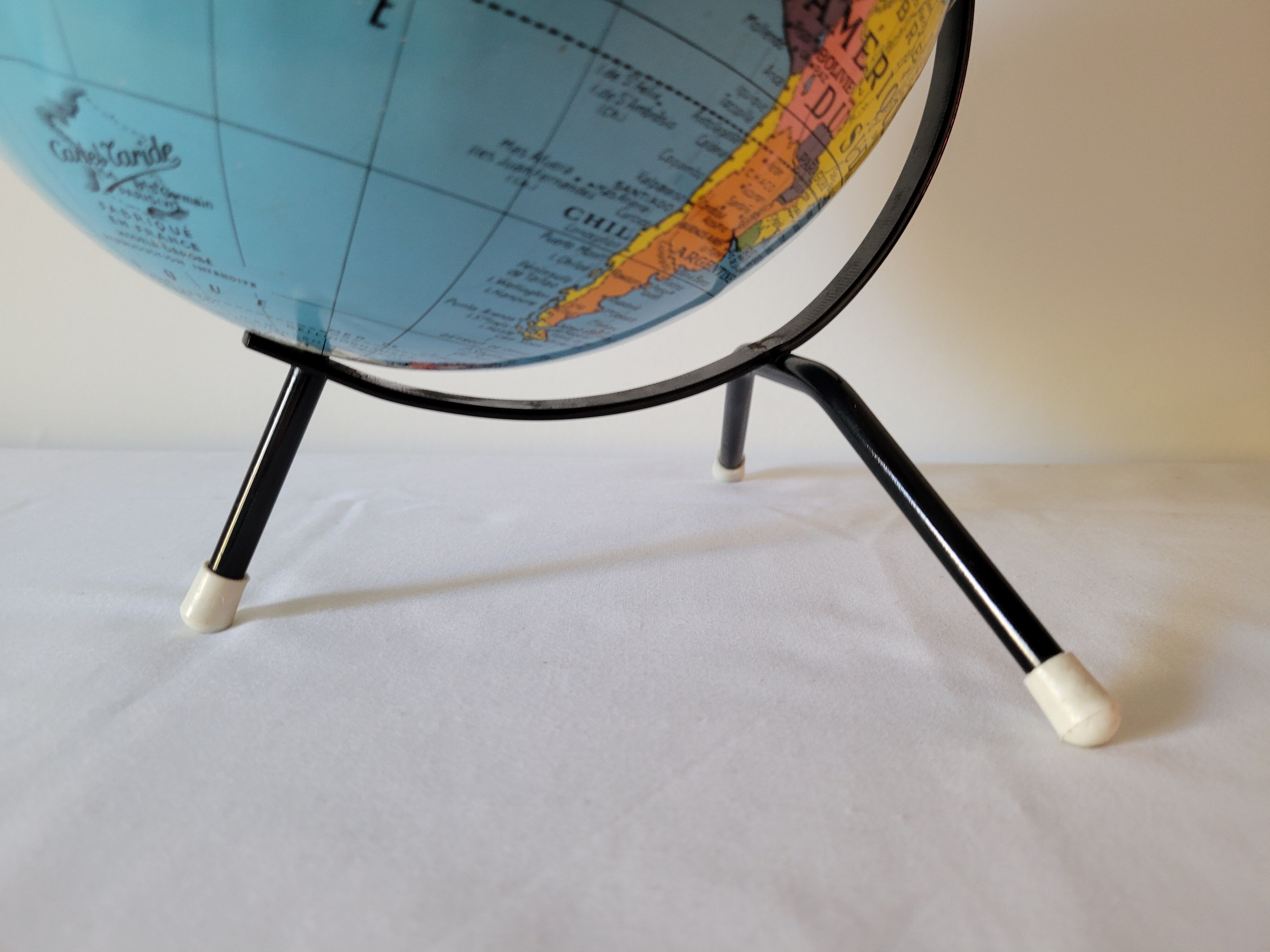 Globe metal maps Taride