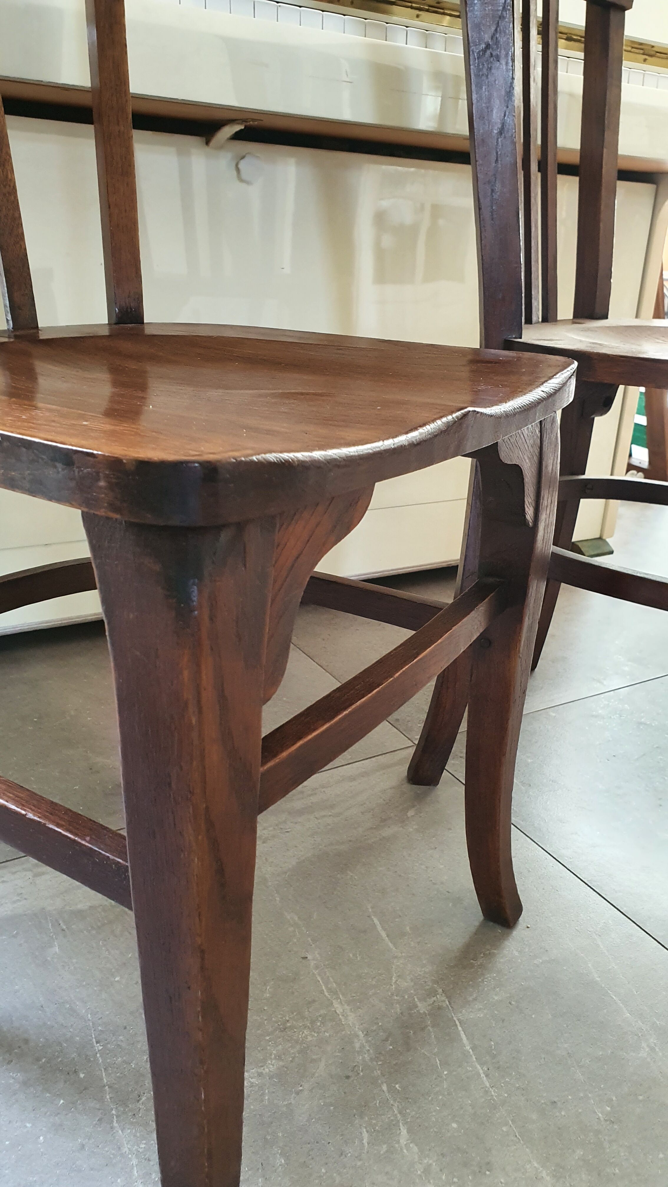 Paire de chaises dites américaines années 40