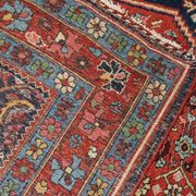 Handmade antique Persian Bidjar rug 4.5' x 5.6' (137cm x 170cm) 1900s - 1B740