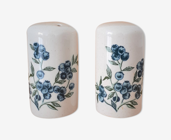 Salière et poivrier en porcelaine