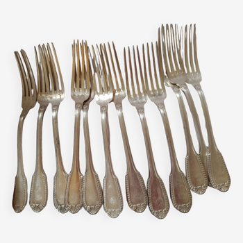 12 silver-plated forks. shell and pearls.