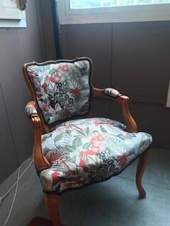 Louis XV style Cabriolet armchair