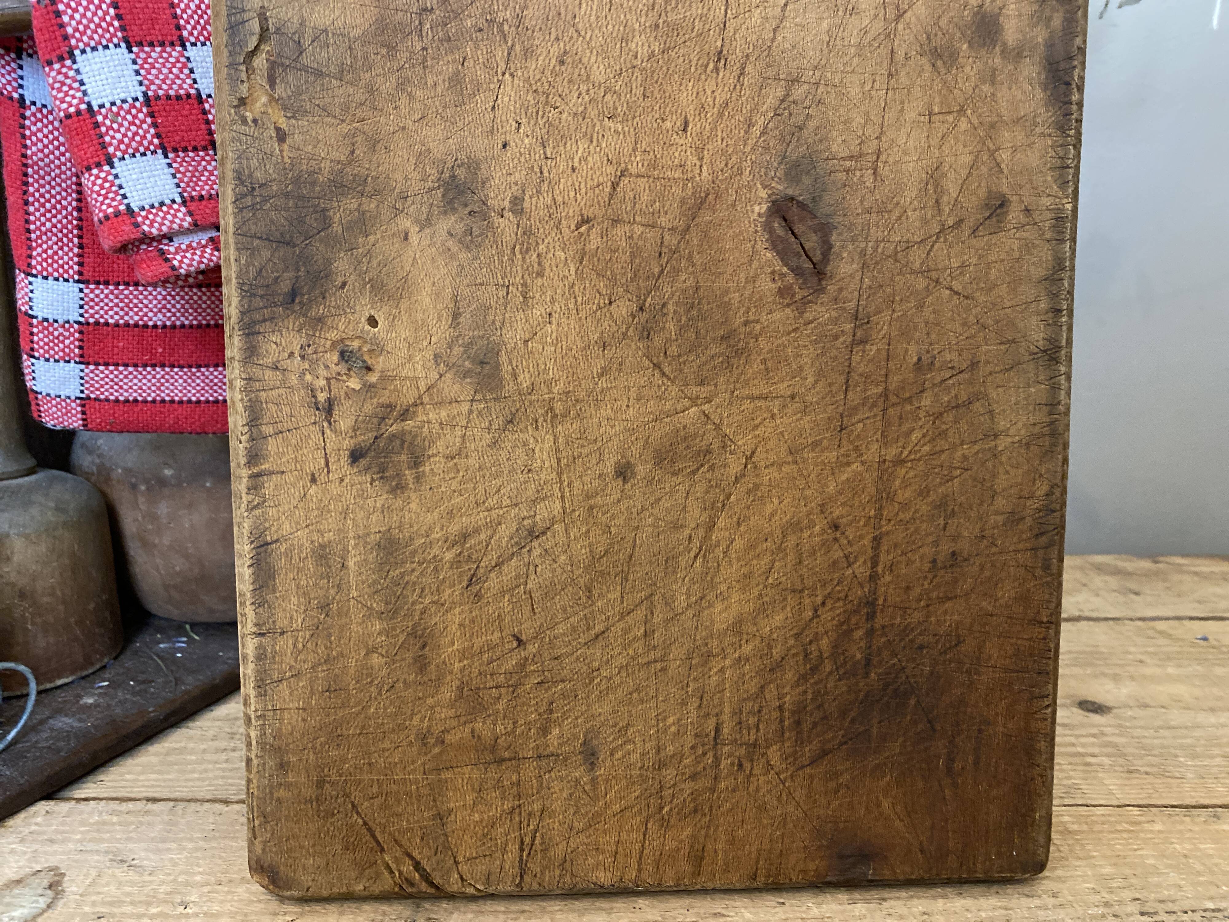 Planche à découper en bois massif