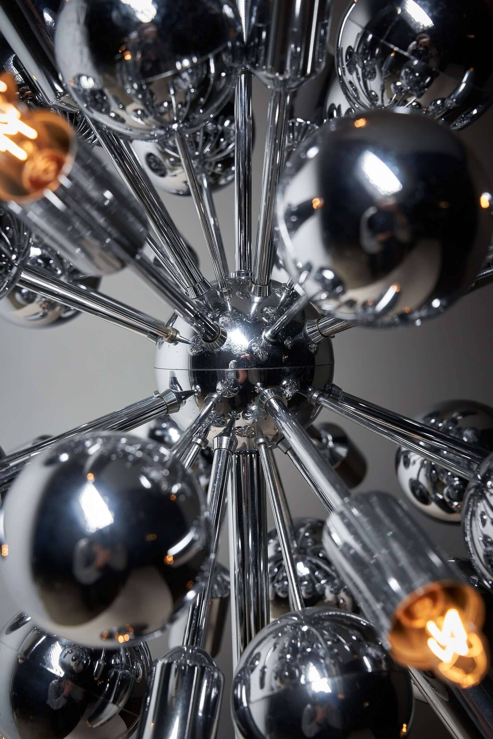 Lampe de table Spoutnik de l'ère spatiale