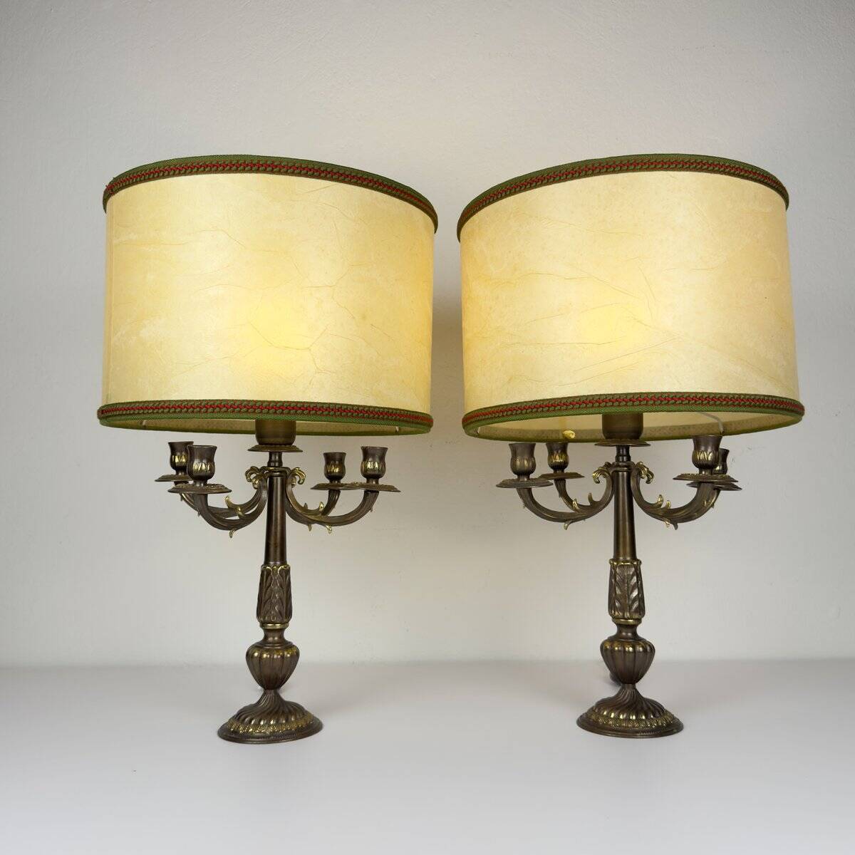 Vintage large table lamps in bronze, Italy, 1950s, set of 2