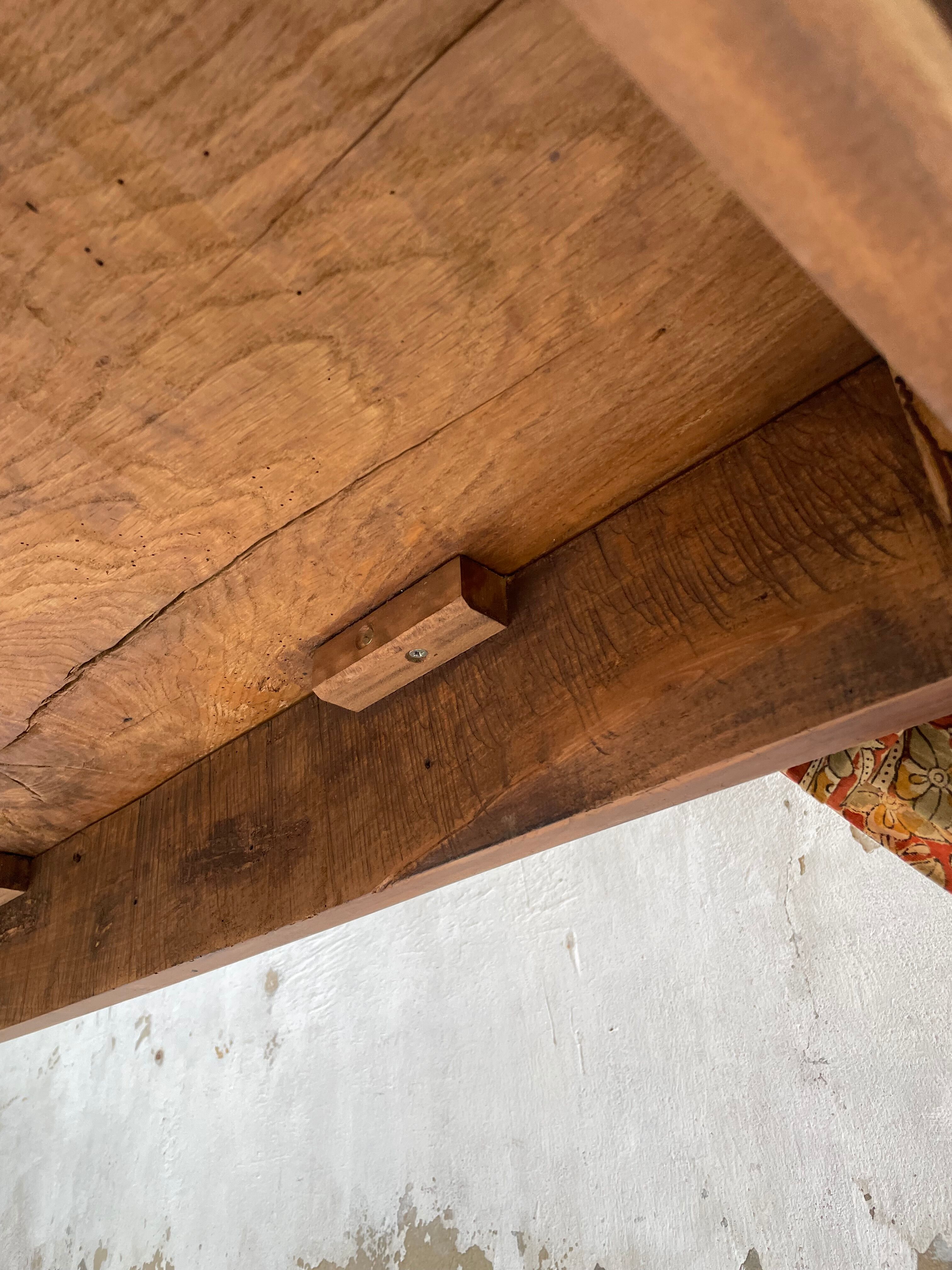 Farmhouse table in oak and walnut 2m