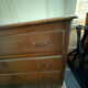 Grande  commode Louis-Philippe en chêne massif - 140 cm