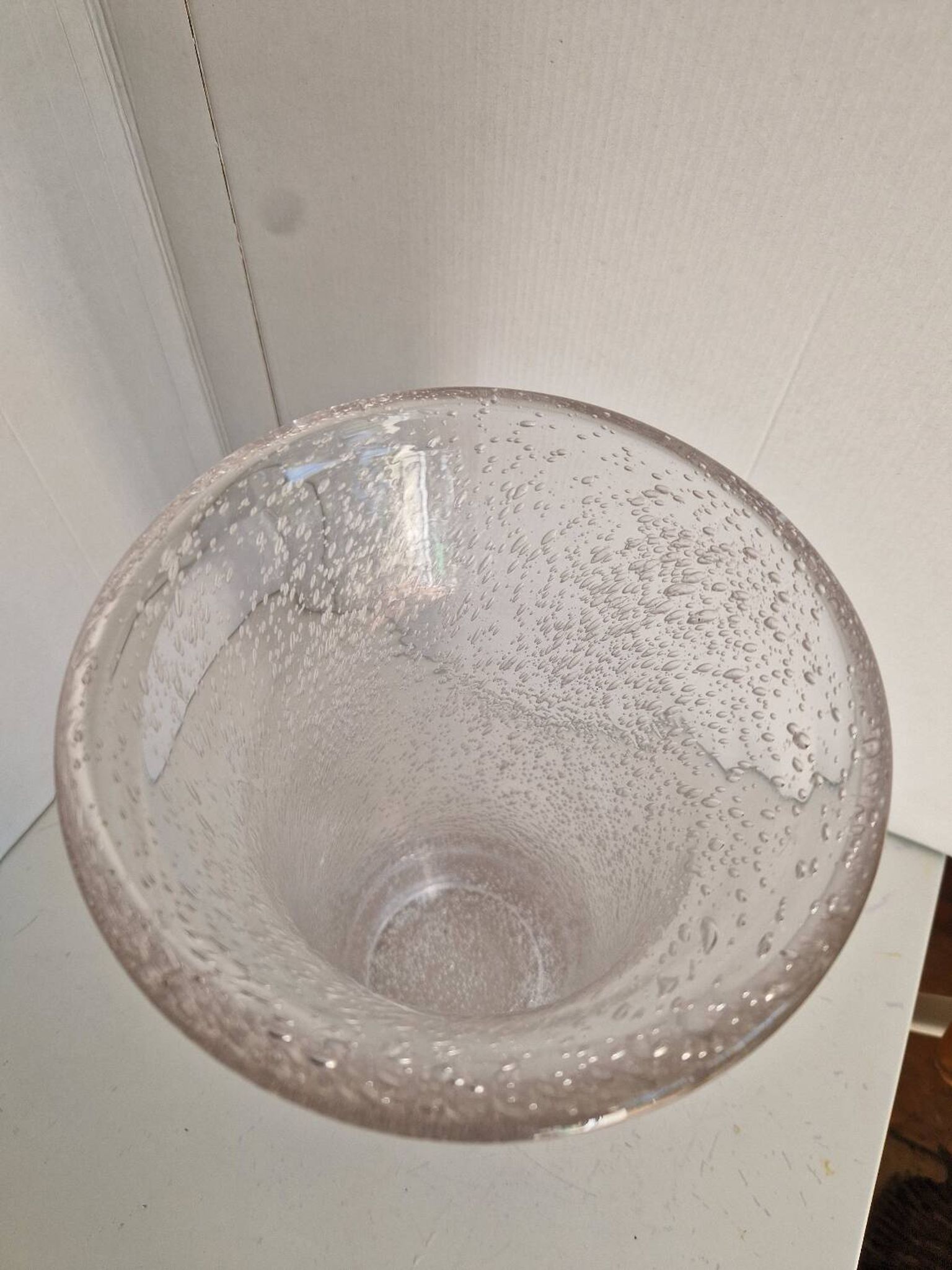 Grand vase en verre bullé style biot