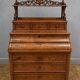 Commode Secrétaire en noyer avec étagère sculptée – époque Louis Philippe