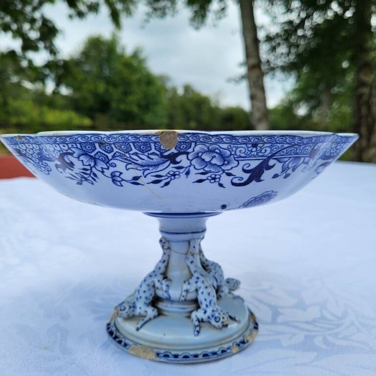 Longwy Chinese compote bowl 19th century salamanders