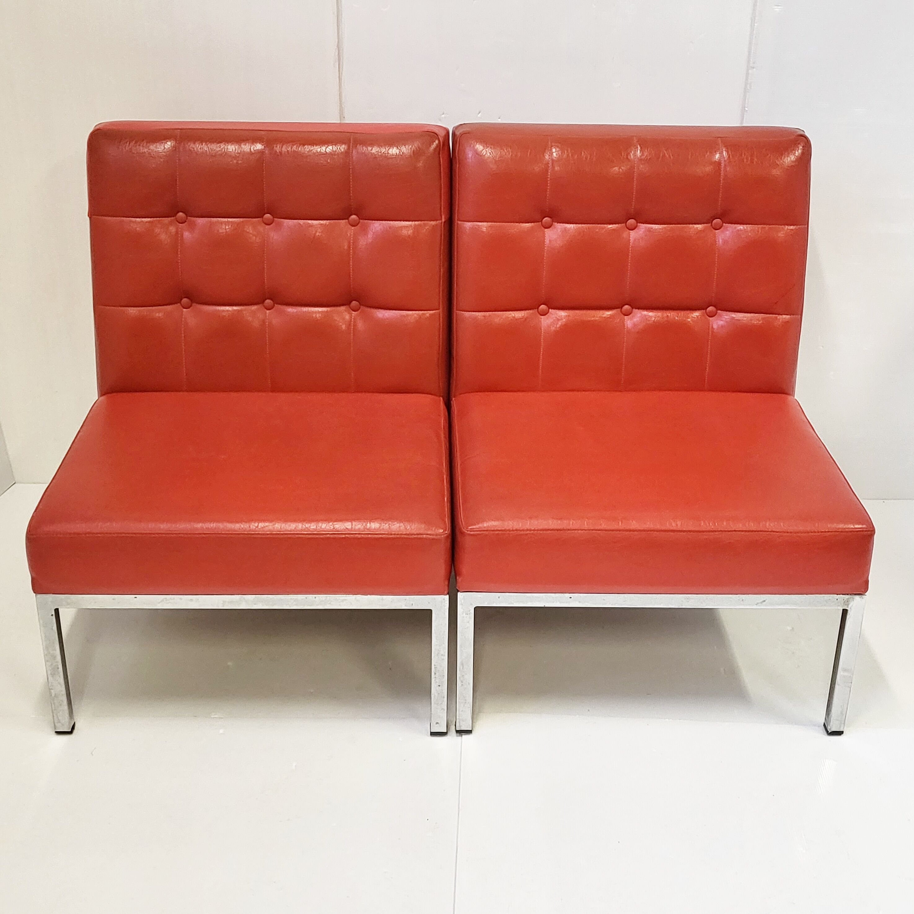 Suite of 3 vintage heaters forming a sofa