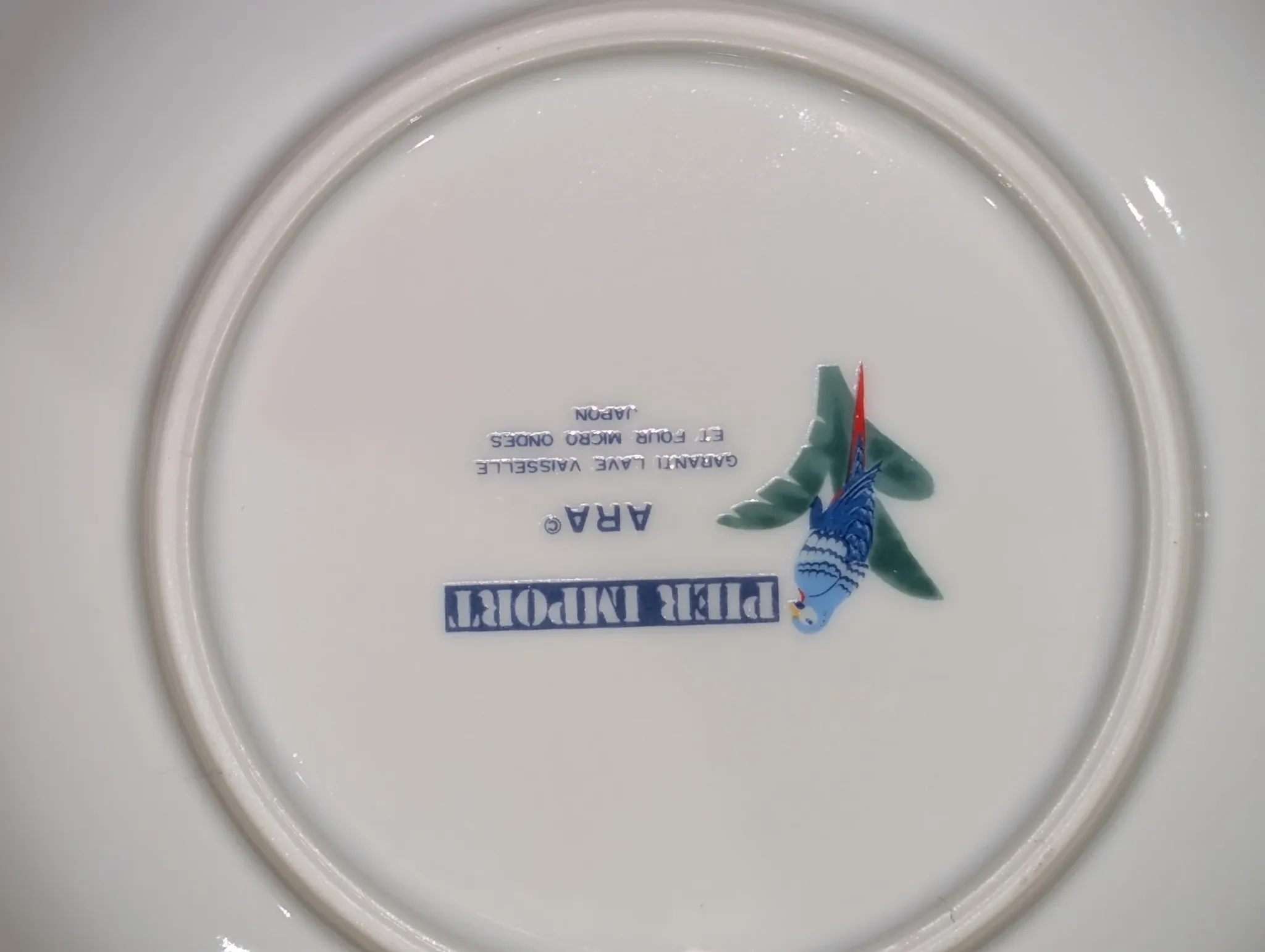 Pair of Saucer / Bowls Japanese Porcelain ARA Pier Import Decor