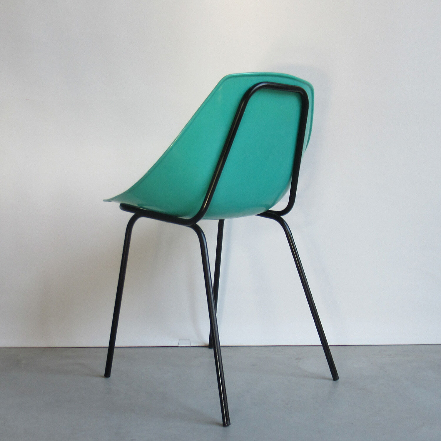 Shell chair Pierre Guariche for Meurop , 1961