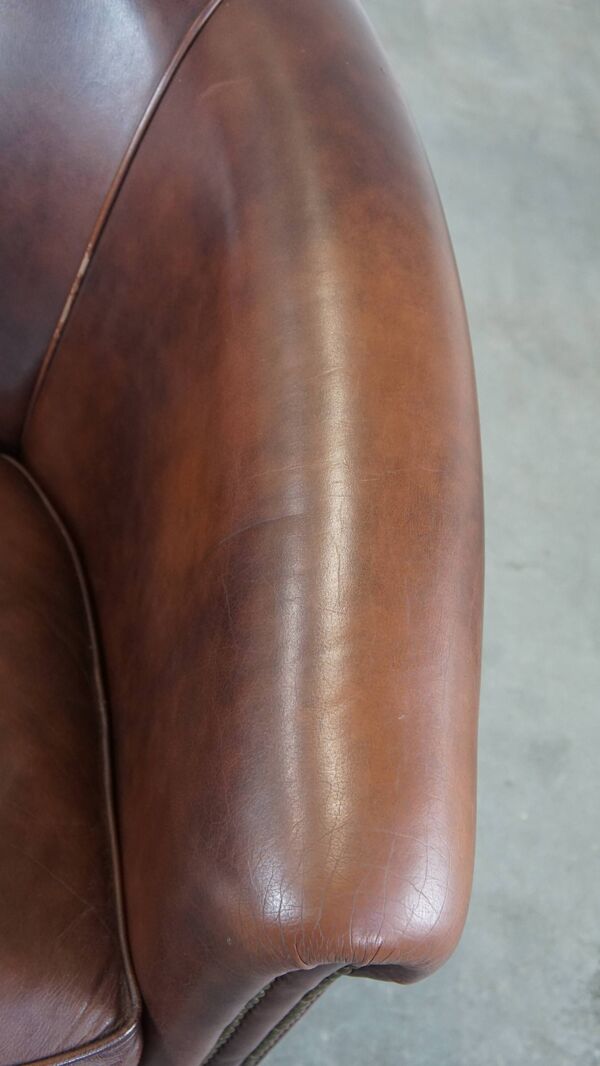 Fauteuil club en cuir de vache de style anglais