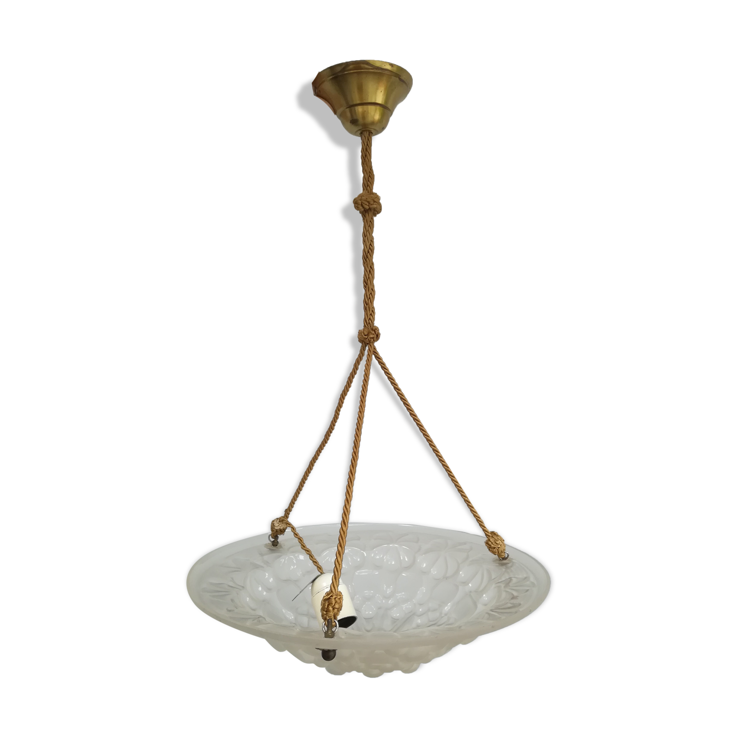 Art deco hanging