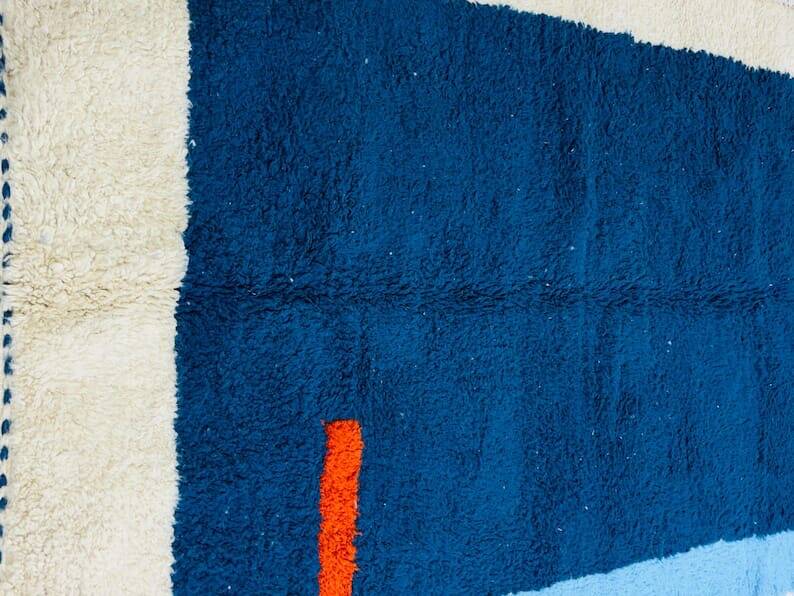 Handmade pure wool rug, size 150 x 250 cm.