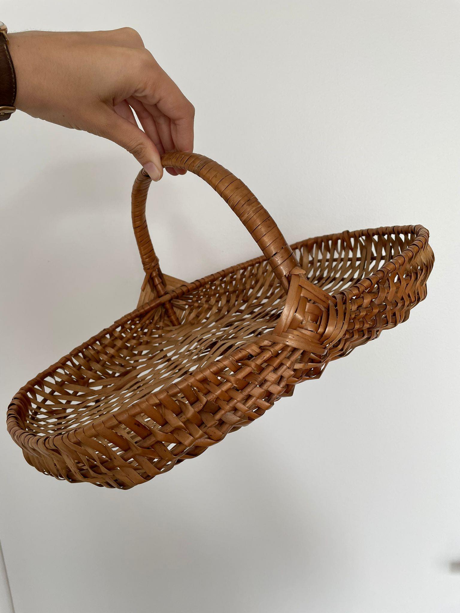 Rectangular wicker basket