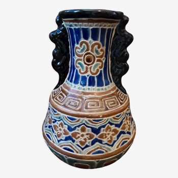 Vase  antique céramique signé  M
