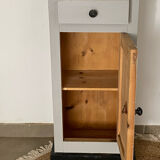 Bedside table