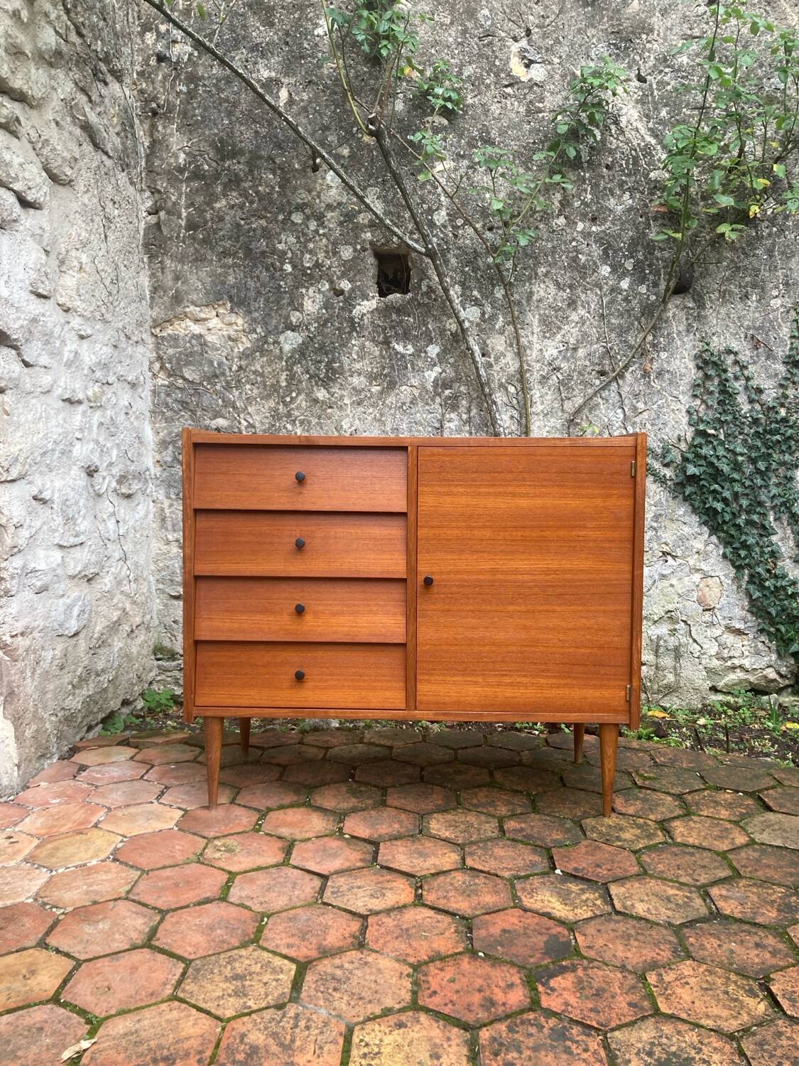 Vintage sideboard chest of drawers