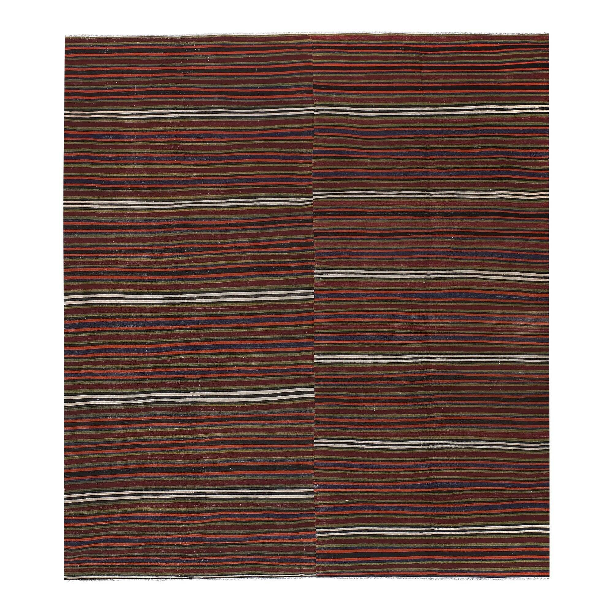 Vintage Turkish kilim, handwoven, 282x325 cm.
