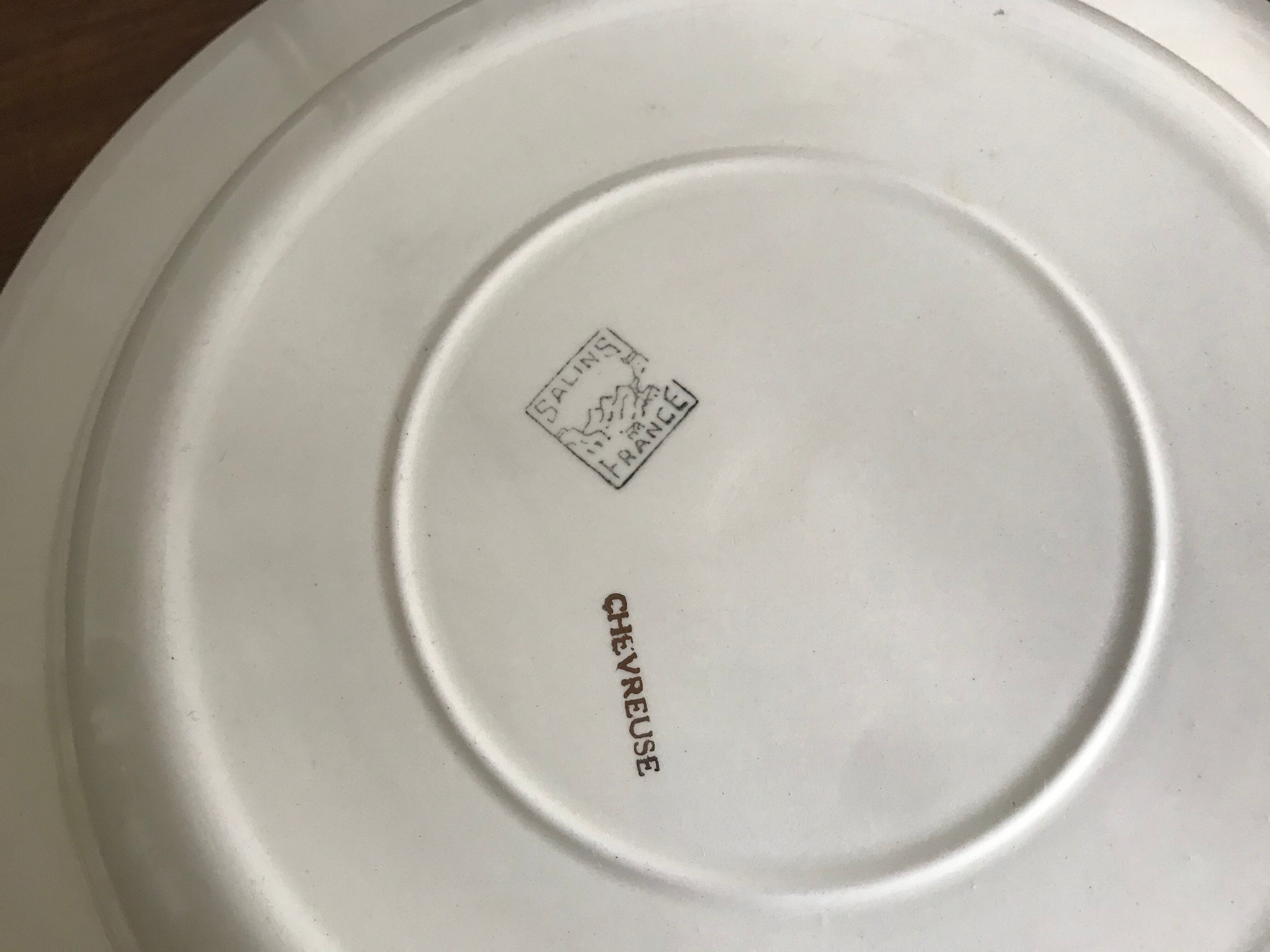 Round plates Iron Earth Salins