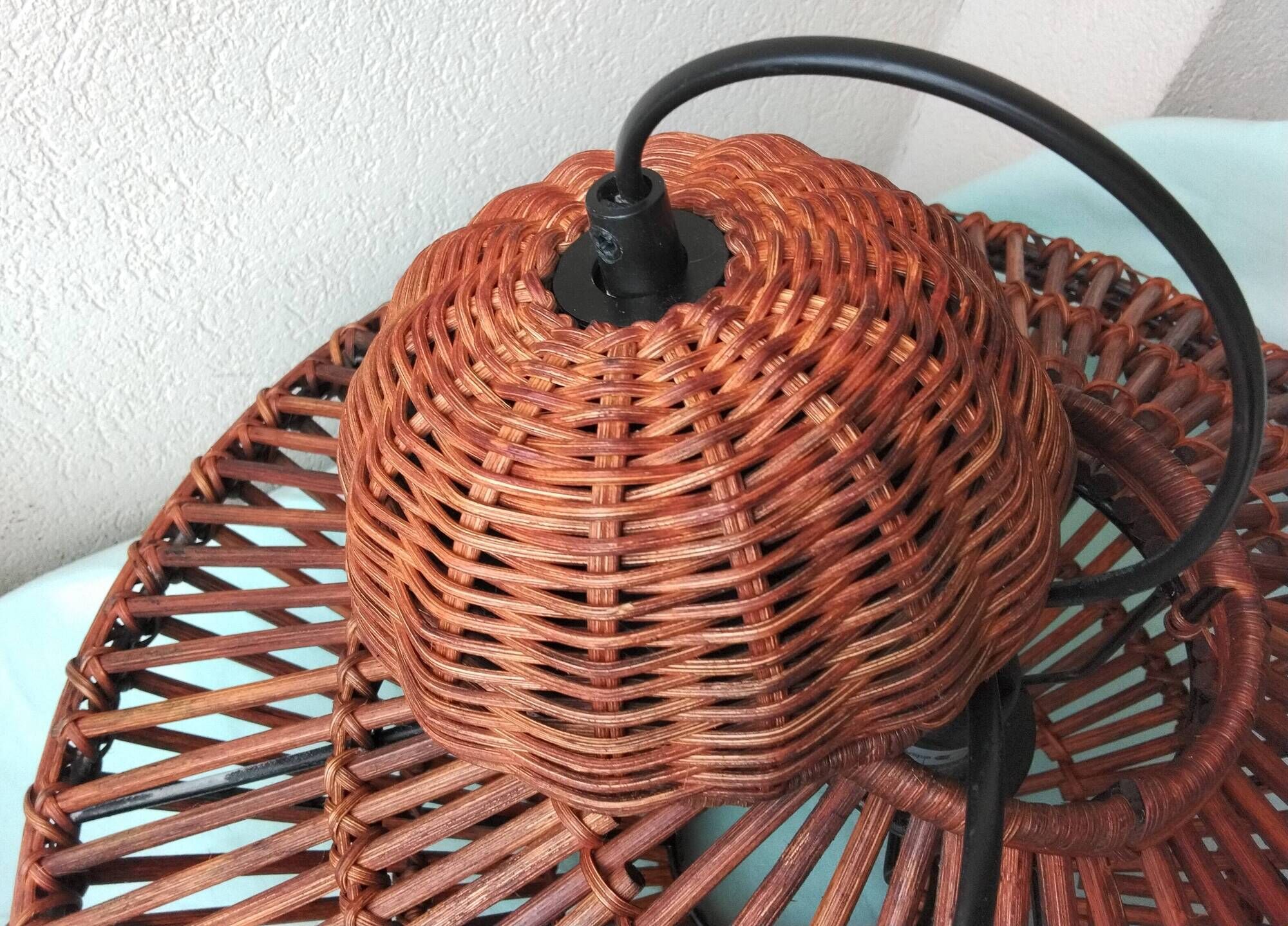 Rattan suspension