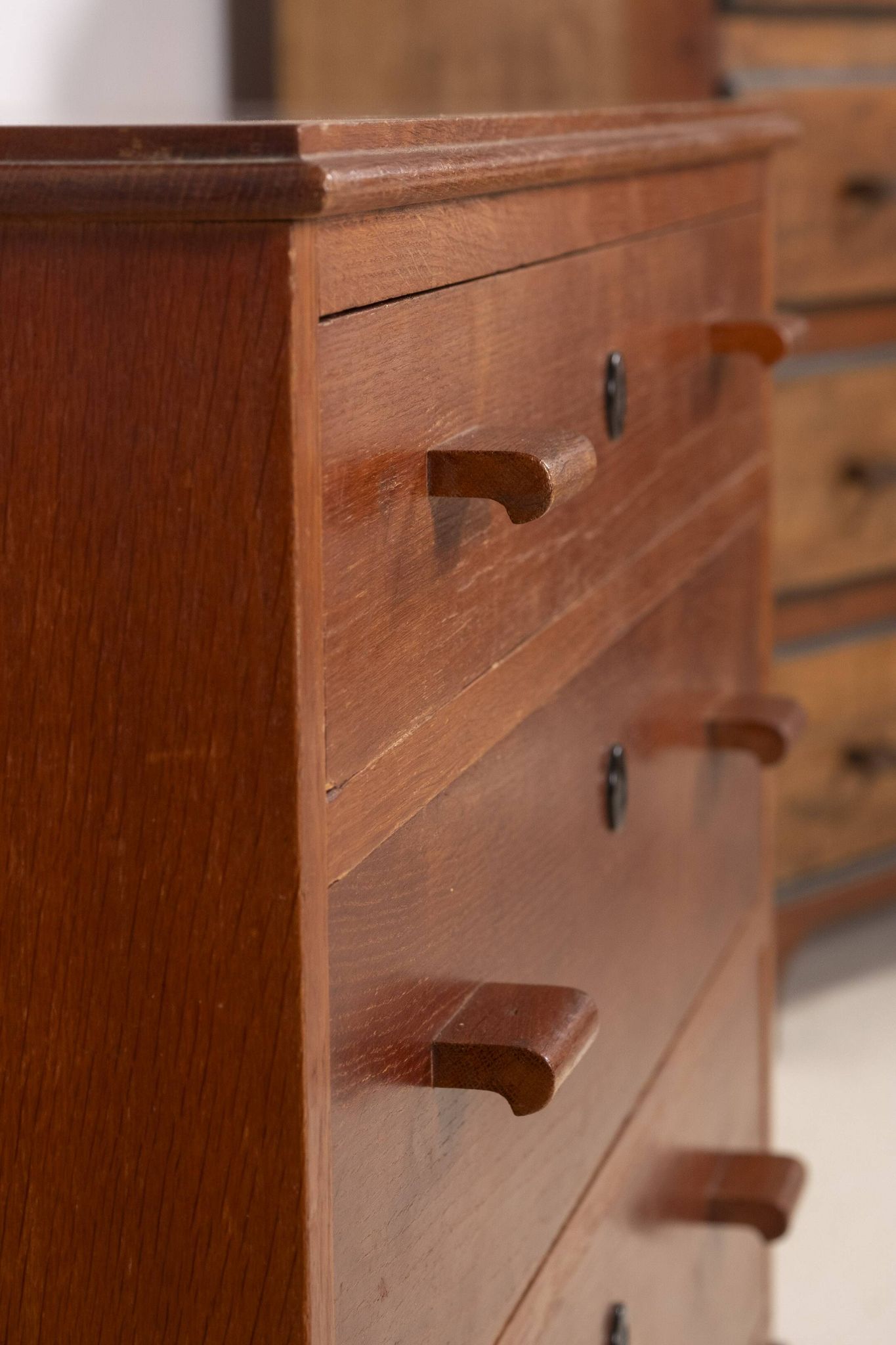 Commode Funkis des années 1930 en chêne, Suède
