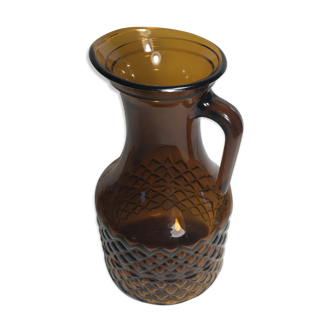 Pichet verre moulé marron forme géométrique carafe