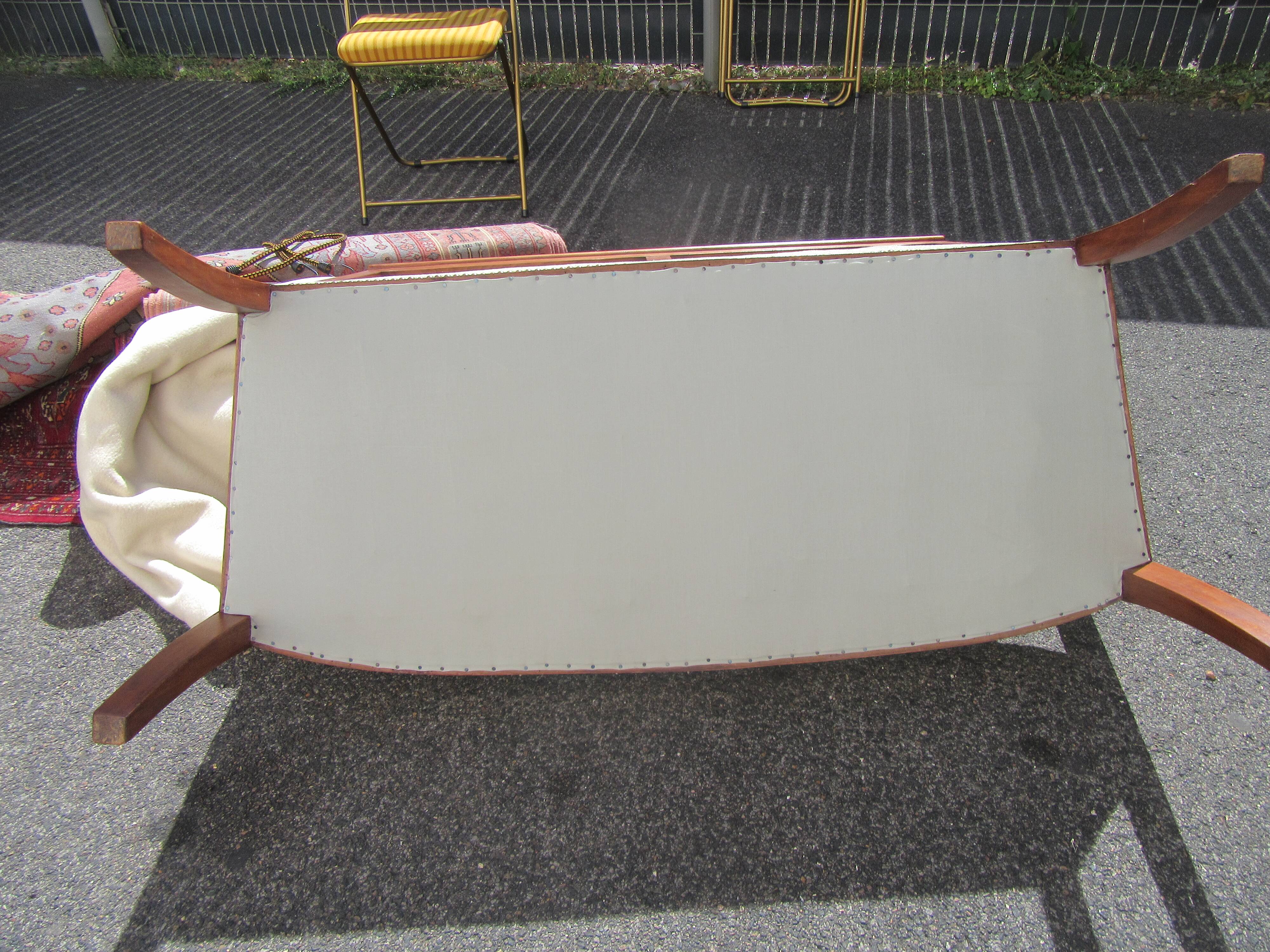 Restaurant-style sofa