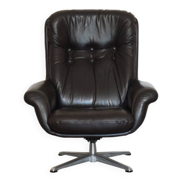Fauteuil scandinave en cuir 1970
