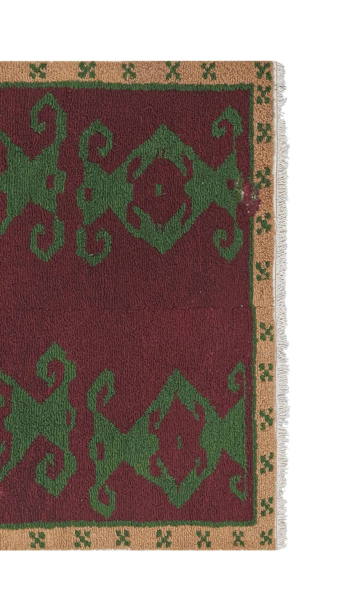 Vintage handmade Turkish rug 121x156 cm