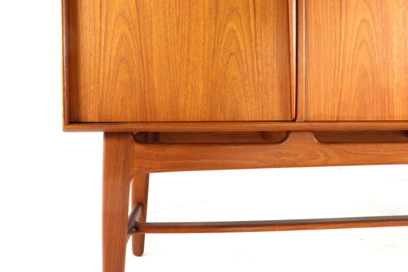 Svend Aage Madsen for K. Knudsen & Søn highboard | 195 cm