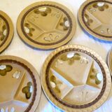 6 assiettes à compartiments Sarreguemines en grès
