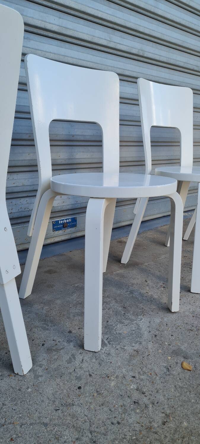 Set of 4 Alvar Aalto chairs